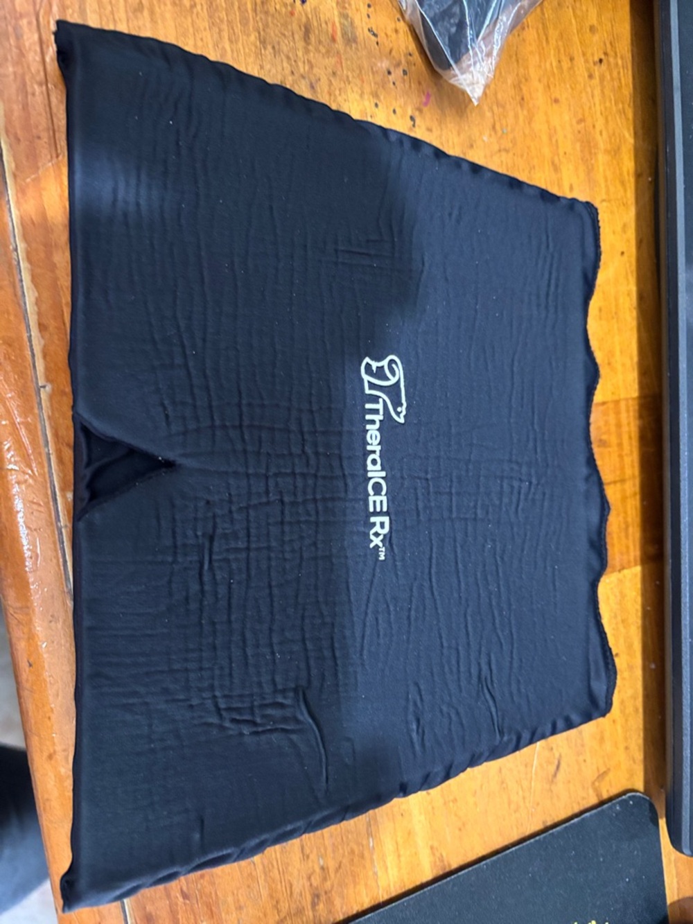 Black Hot/Cold Therapy Wrap